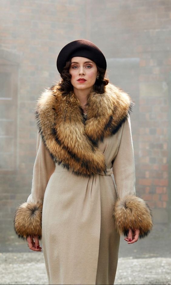 Ada Shelby Peaky Blinders Season 5  coat
