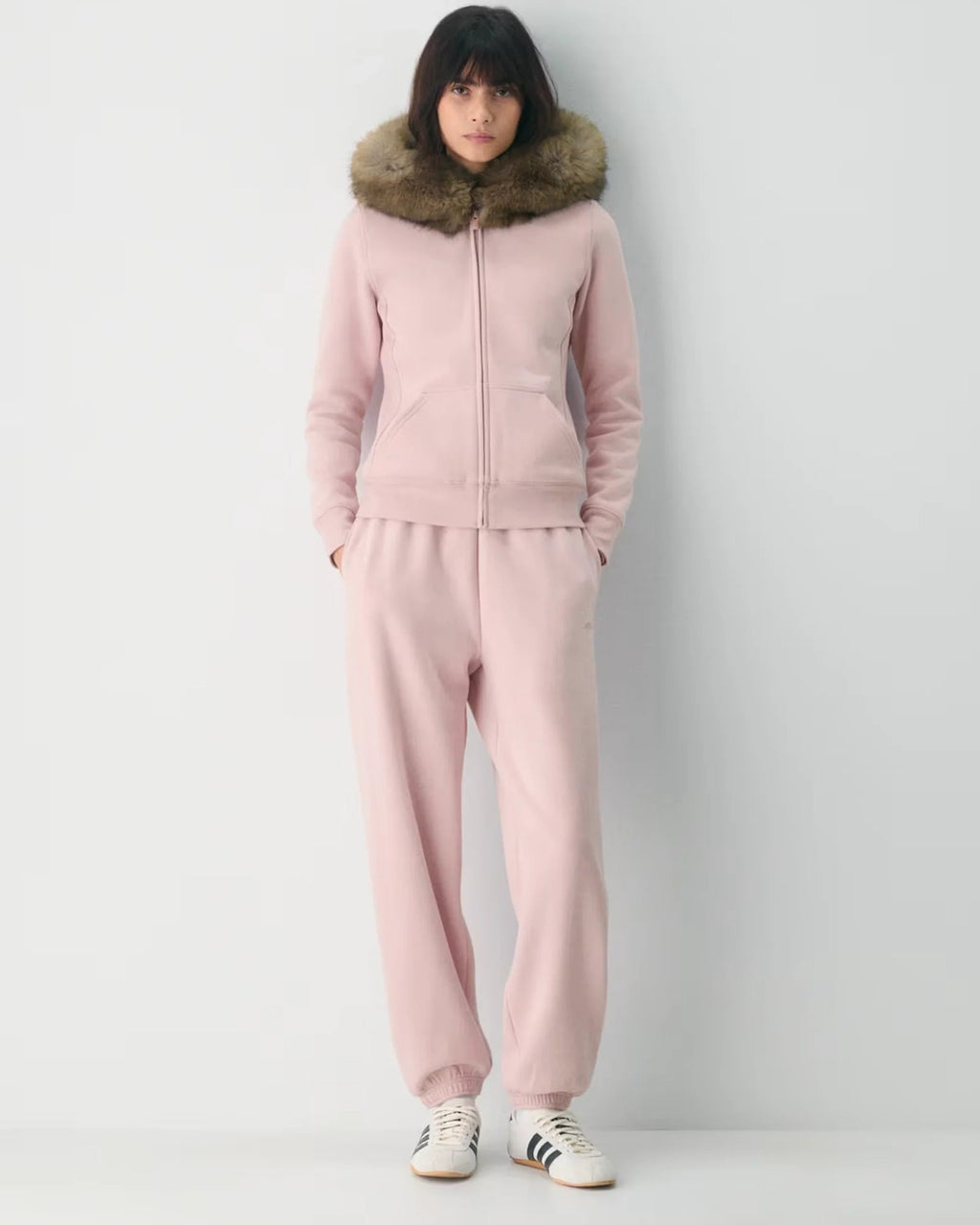 Aritzia-Faux-Fur-Hoodie-Pink