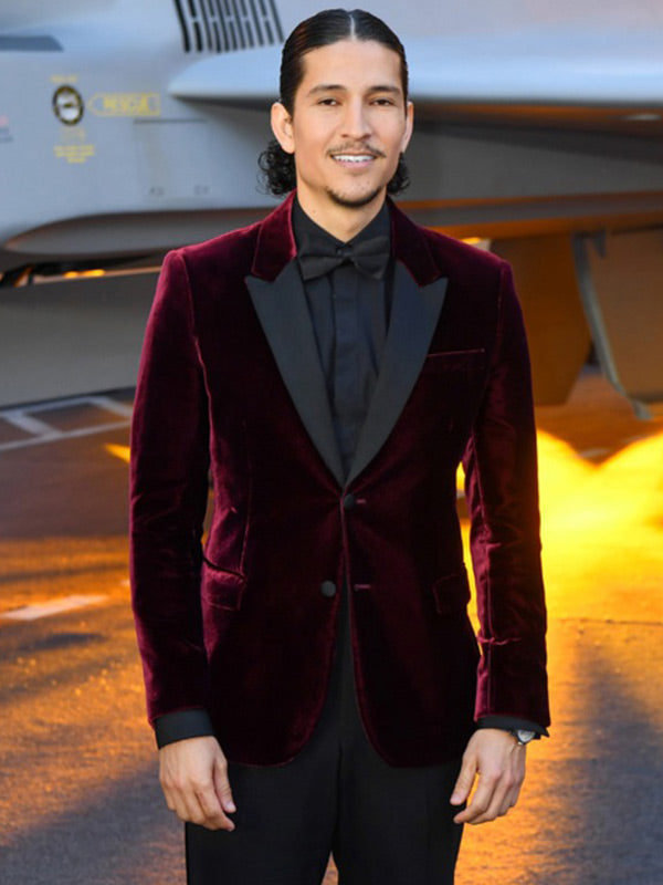 

Danny Ramirez Black Mirror S06 Maroon Velvet Blazer