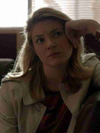 
Connie Murphy Narcos S03 Grey  Coat
