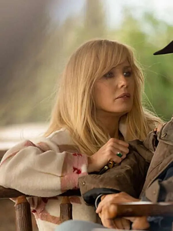 
Kelly Reilly Beth Dutton New  Coat
