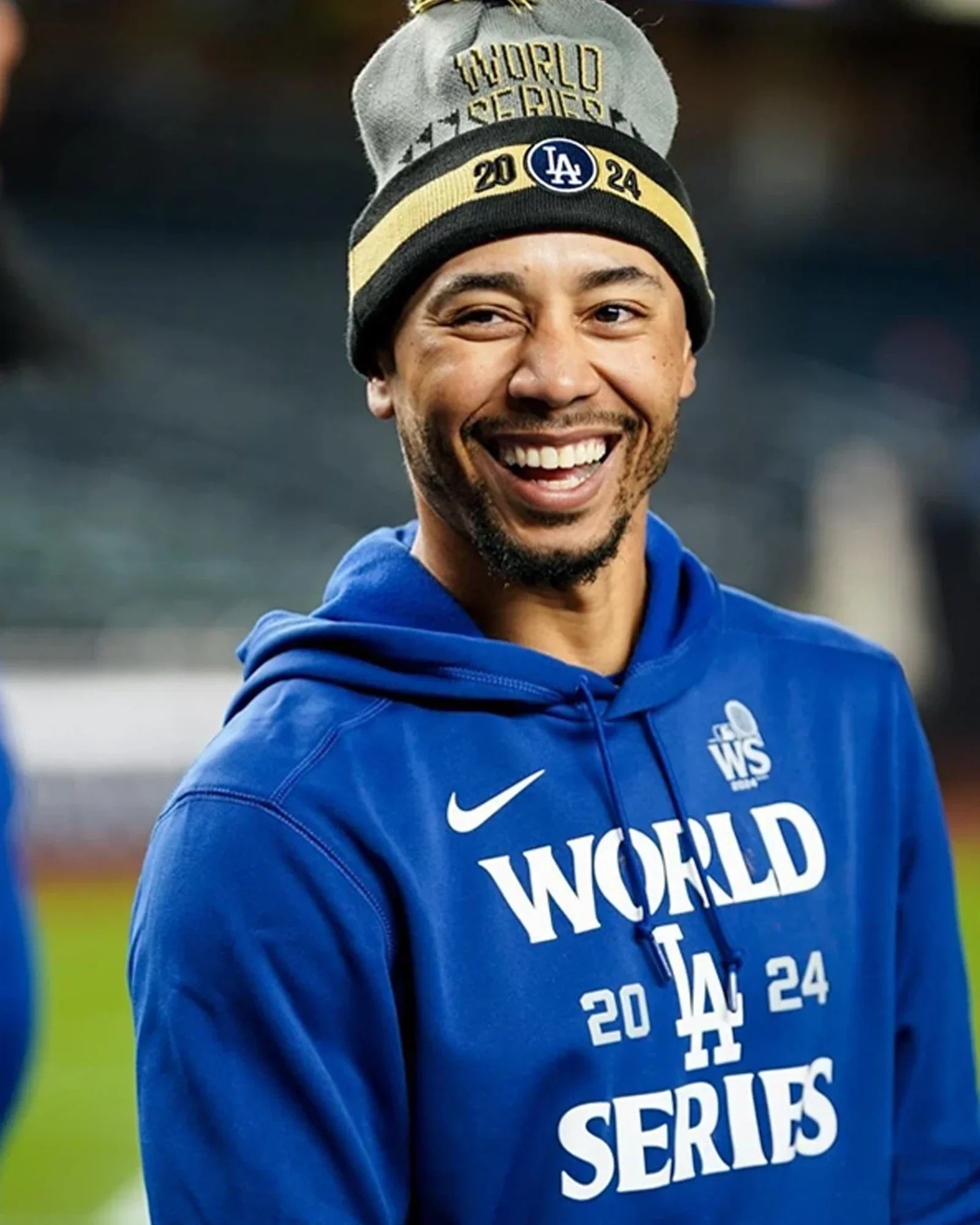 Nike-World-Series-Pullover-Blue-Hoodie