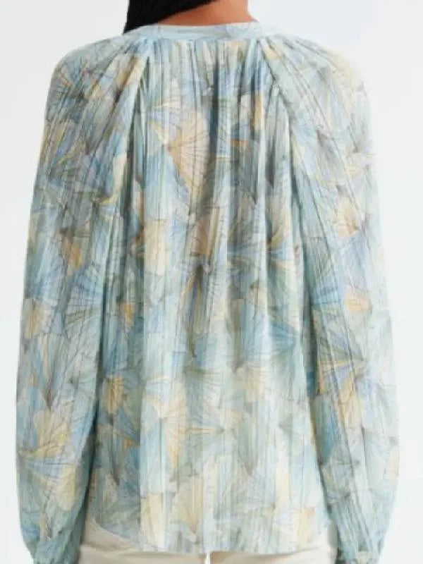 The Young And The Restless 2026 Sharon Newman Blue Floral Blouse