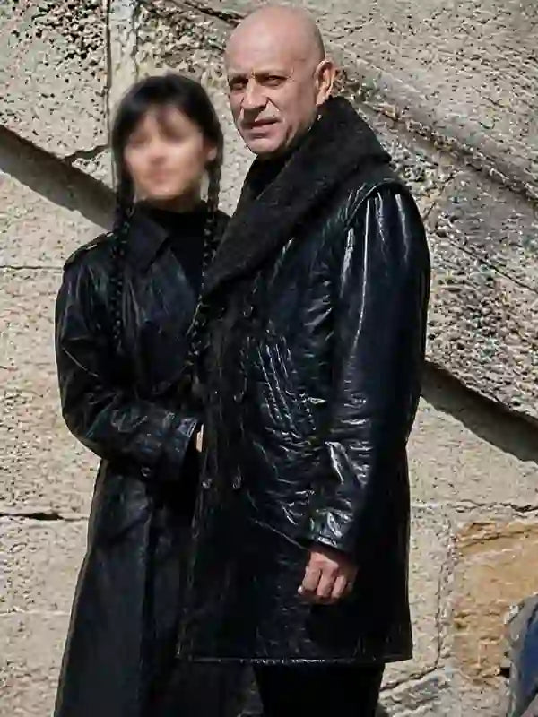 

 Uncle Fester Wednesday S03   Coat
