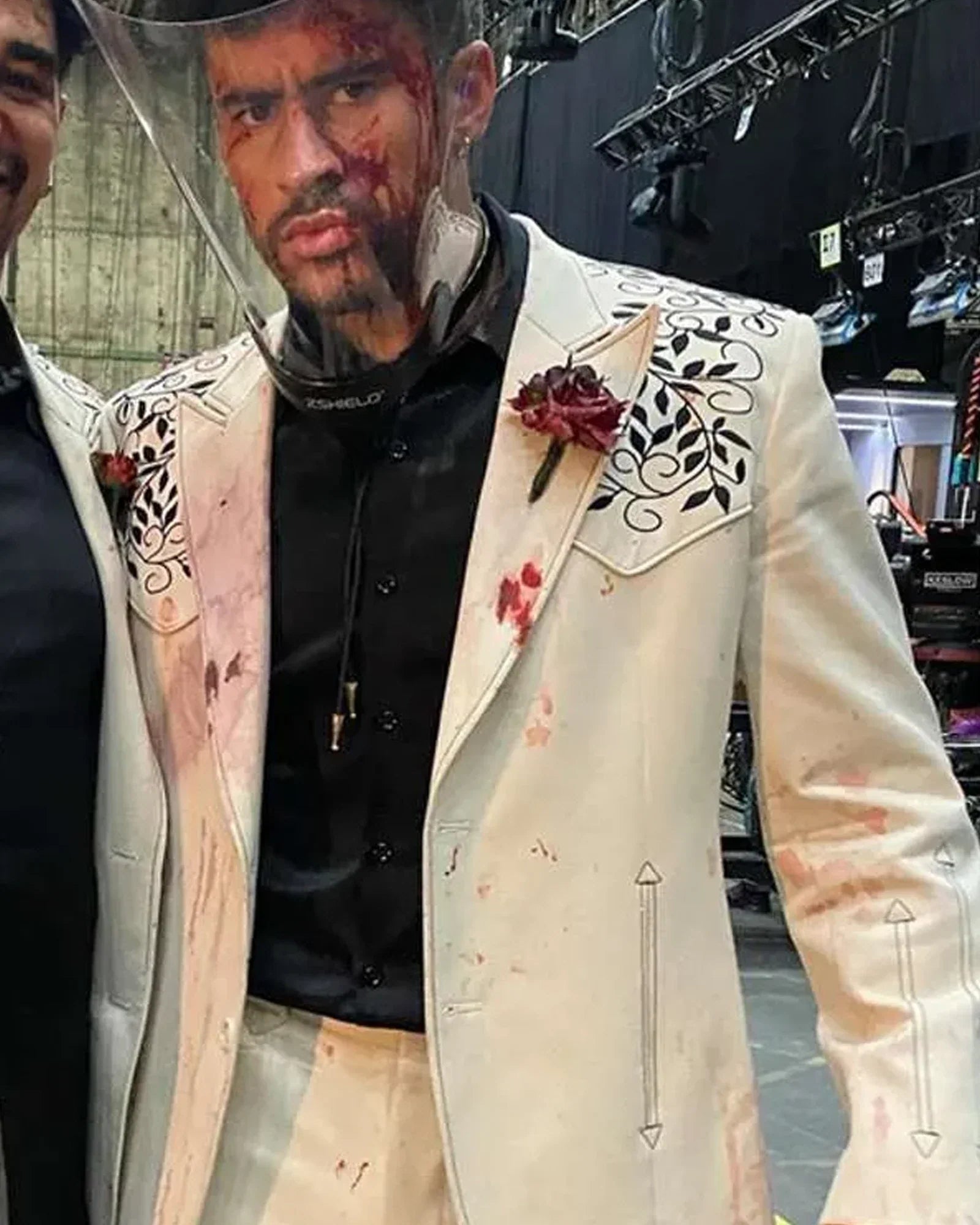 Wolf-Bullet-Train-2022-White-Blazer