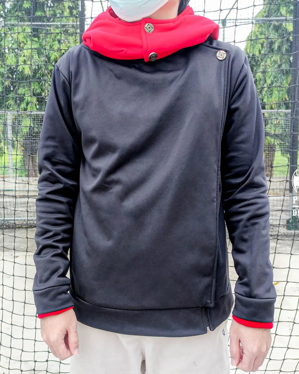 Yuji-Itadori-Jujutsu-Kaisen-Black-Hoodie