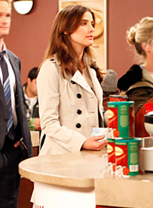 
 How I Met Your Mother S05 Robin Scherbatsky White  Coat
